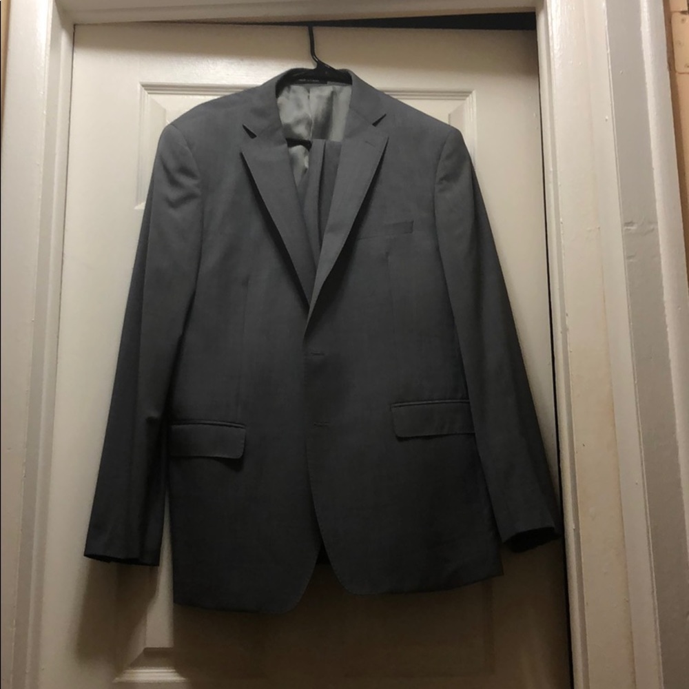 Men’s Calvin Klein Gray Suit(Used)